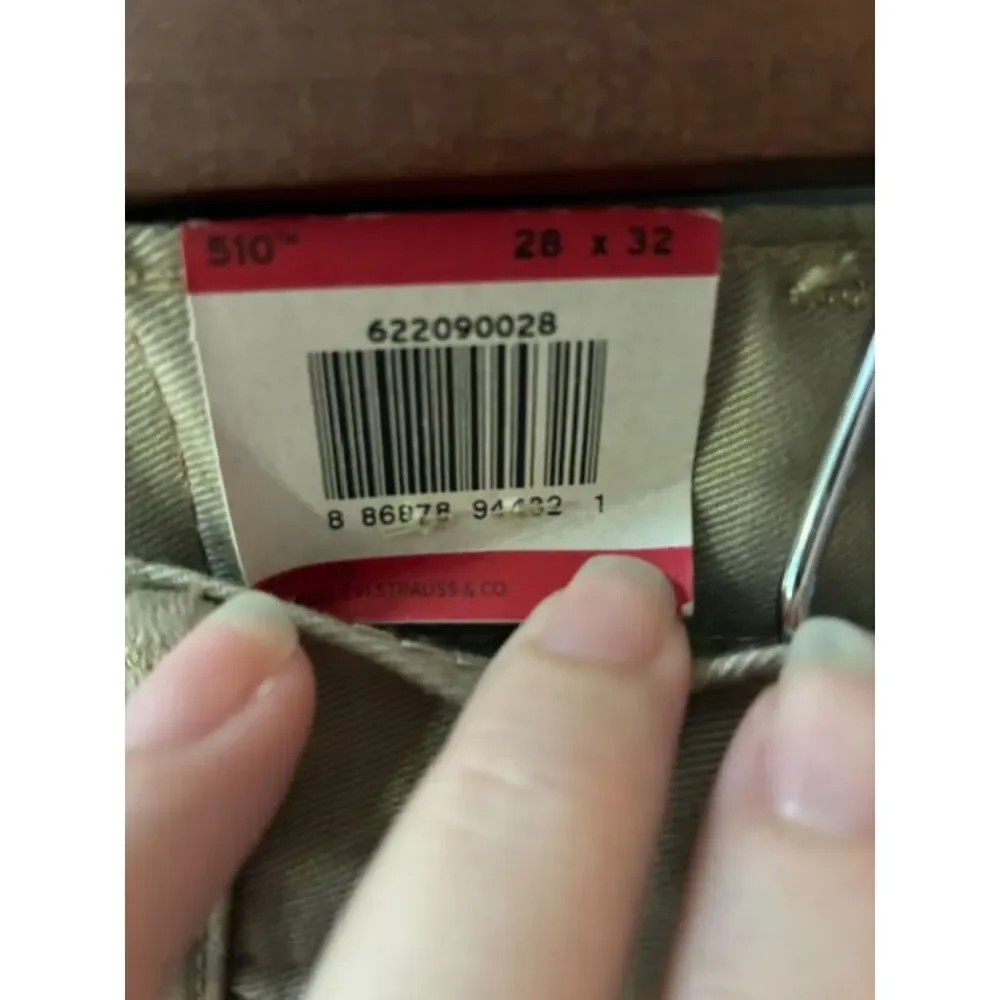 NWT Levi's 510 Skinny Khaki Jeans Men's 28x32 Pants